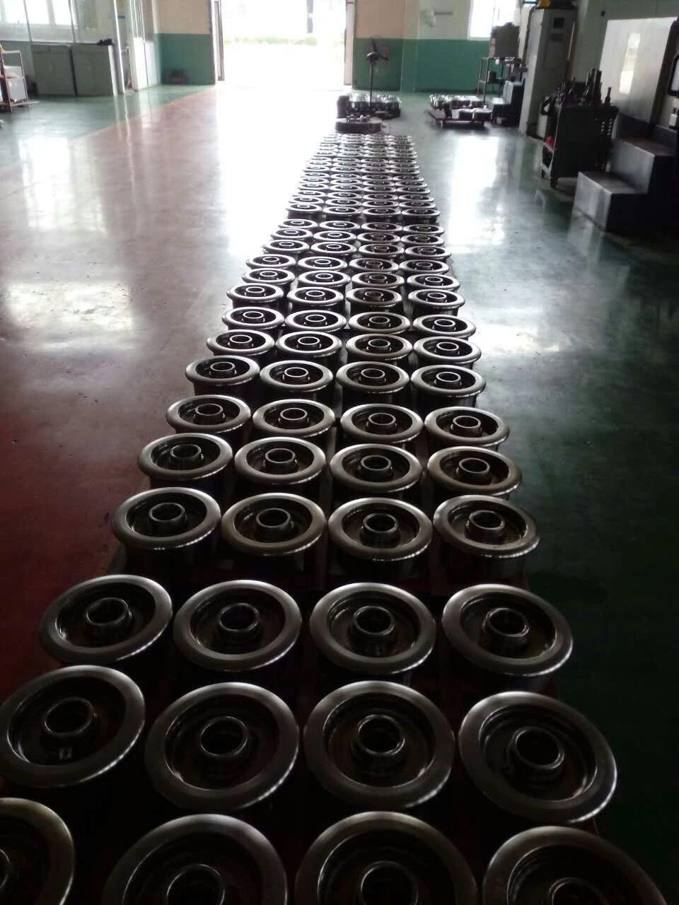 Single Row Tapered Roller Bearing Use in Railway Truck Train Wheel